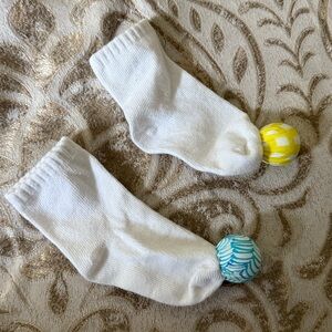 Lovevery Play Socks